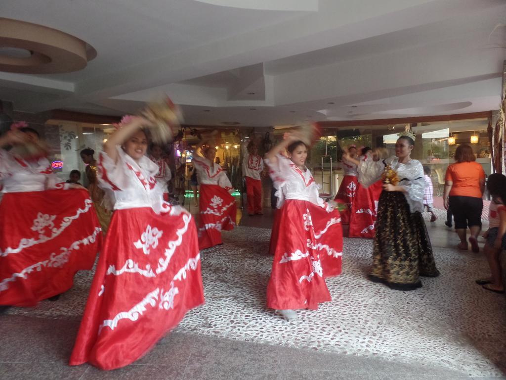 Wellcome Hotel Cebu Buitenkant foto