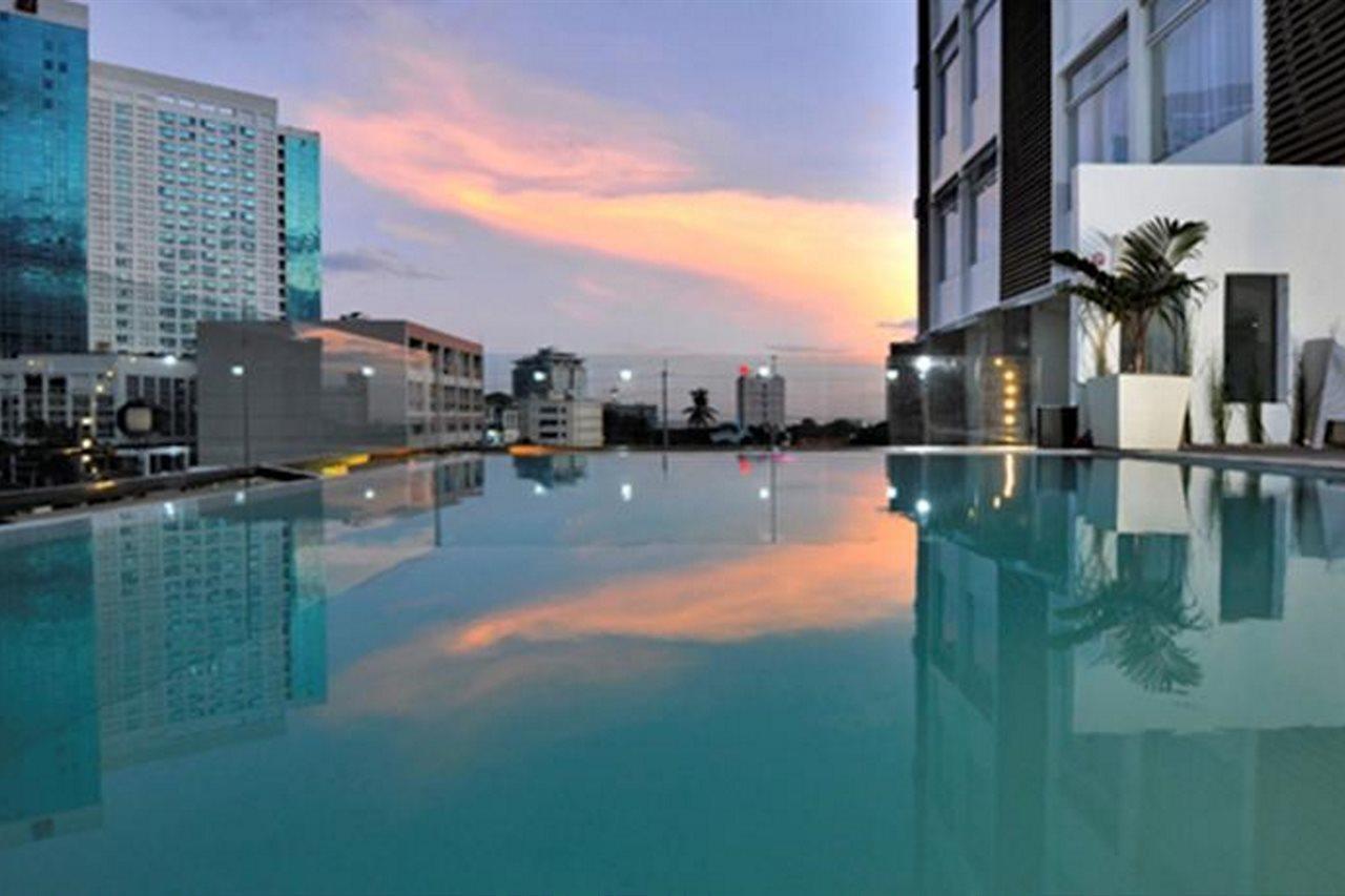 Wellcome Hotel Cebu Buitenkant foto
