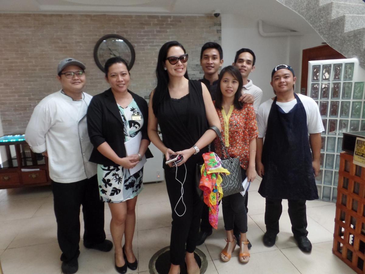 Wellcome Hotel Cebu Buitenkant foto